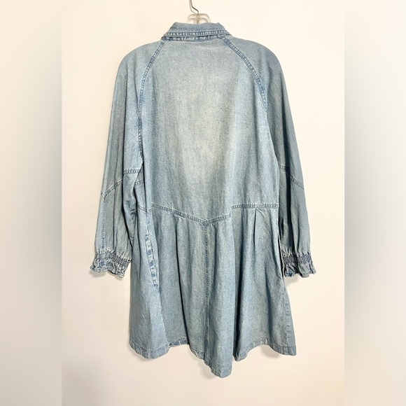 Versona Denim Chambray Long Sleeved Mini Dress. Button Down, Smocked Cuffs. Sz L - Picture 7 of 8